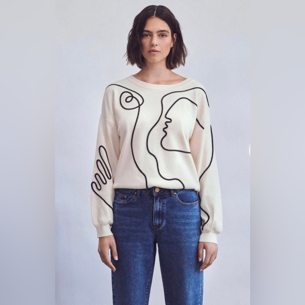 Cream Sweater with Black Abstract Design - Picture 4 of 13